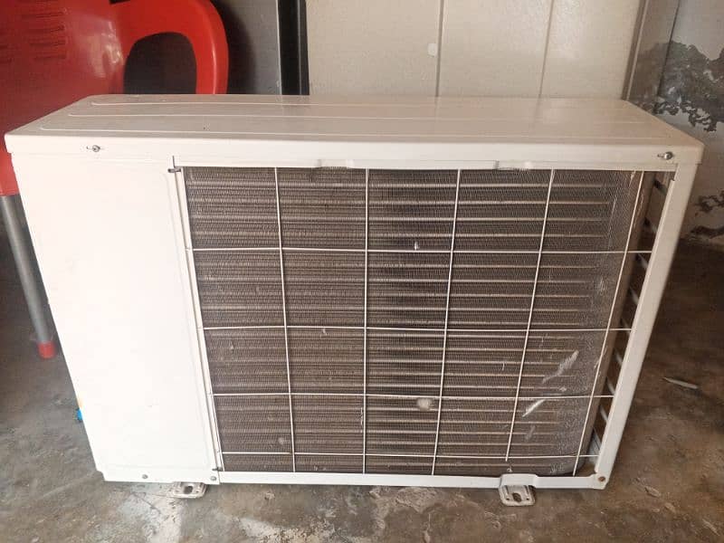 Haier Split Ac good condition urgent for sale 5