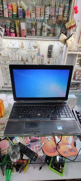 LAP TOP URJENT SALE 0.301. 84=96;895 7