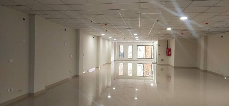 PC Marketing Offers! 9000sqft Brand New Office For Rent In Park Road 3