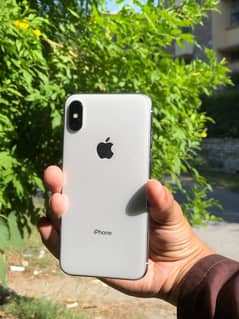 IPHONE X 256 GB WATER PACK URGENT SALE