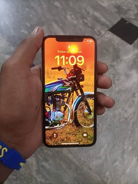 iPhone 11 pro 64 gb non pta 3