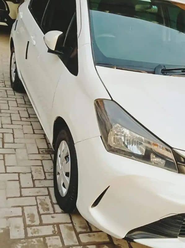 Toyota Vitz 2014 3