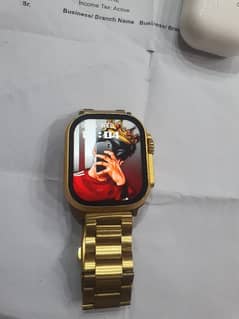 smart watch golden addition all ok 100 percent charge and watch