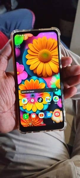 Samsung A31 4GB 128GB urgent sale krna ha panal chnge ha chalny ma ok 4