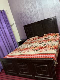 double wooden bed