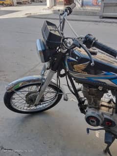 Honda 125 lush condition for sale