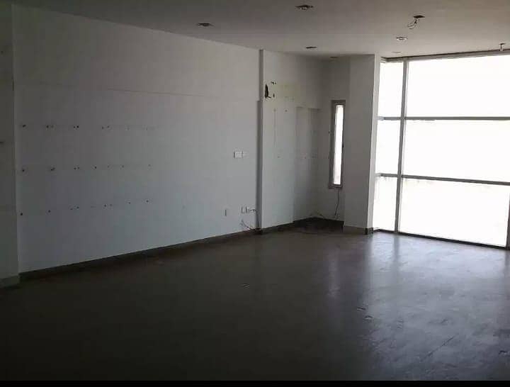 Brand new office available for rent in porch location of. bukhari commercial with lift 1