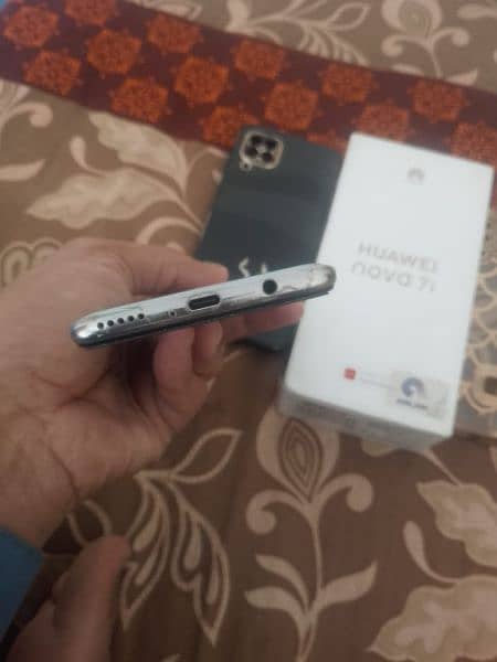 Huawei Nova 7i Exchage posibl 8/128 main hy 10/10 daba charger k sath. 3