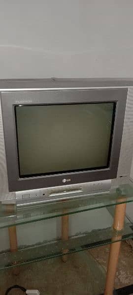 LG FLATRON TV 1