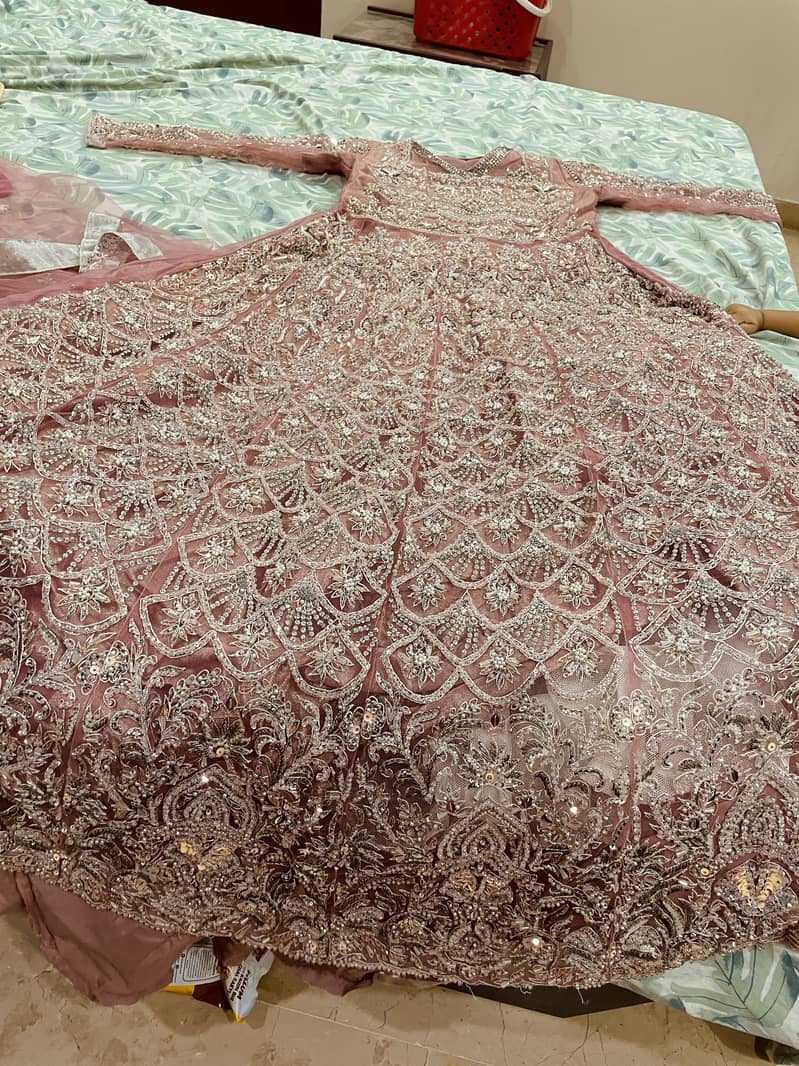 Heavy Bridal lehnga for sale 1