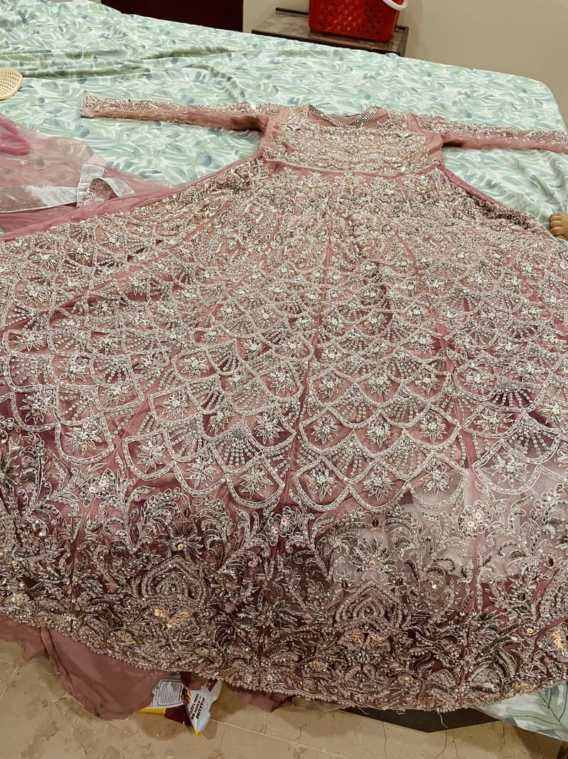 Heavy Bridal lehnga for sale 3