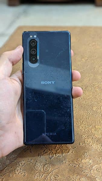 Sony xperia 5 6/64gb 4