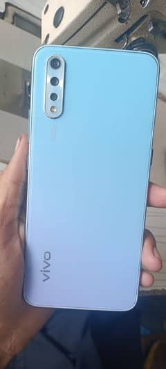 vivo s1