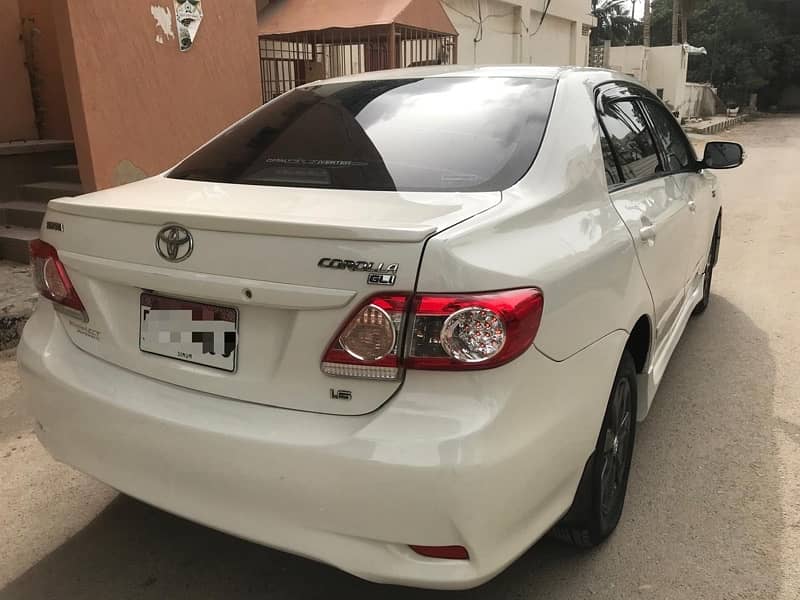 Toyota Corolla GLI 2014 17