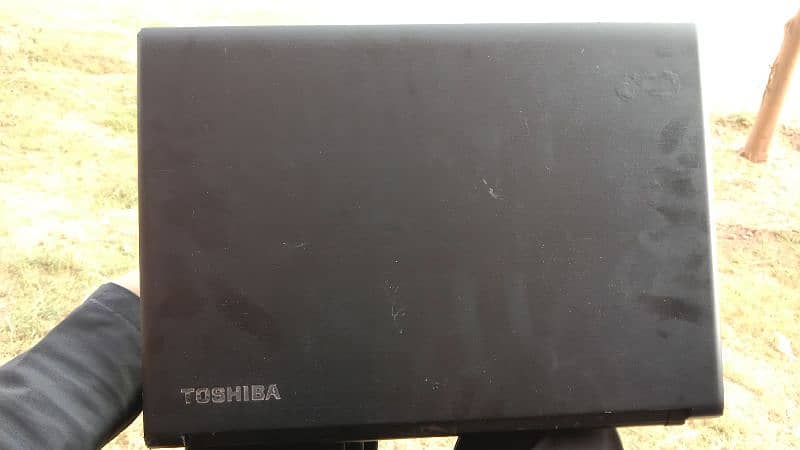 Toshiba laptop i3 6th generation 2