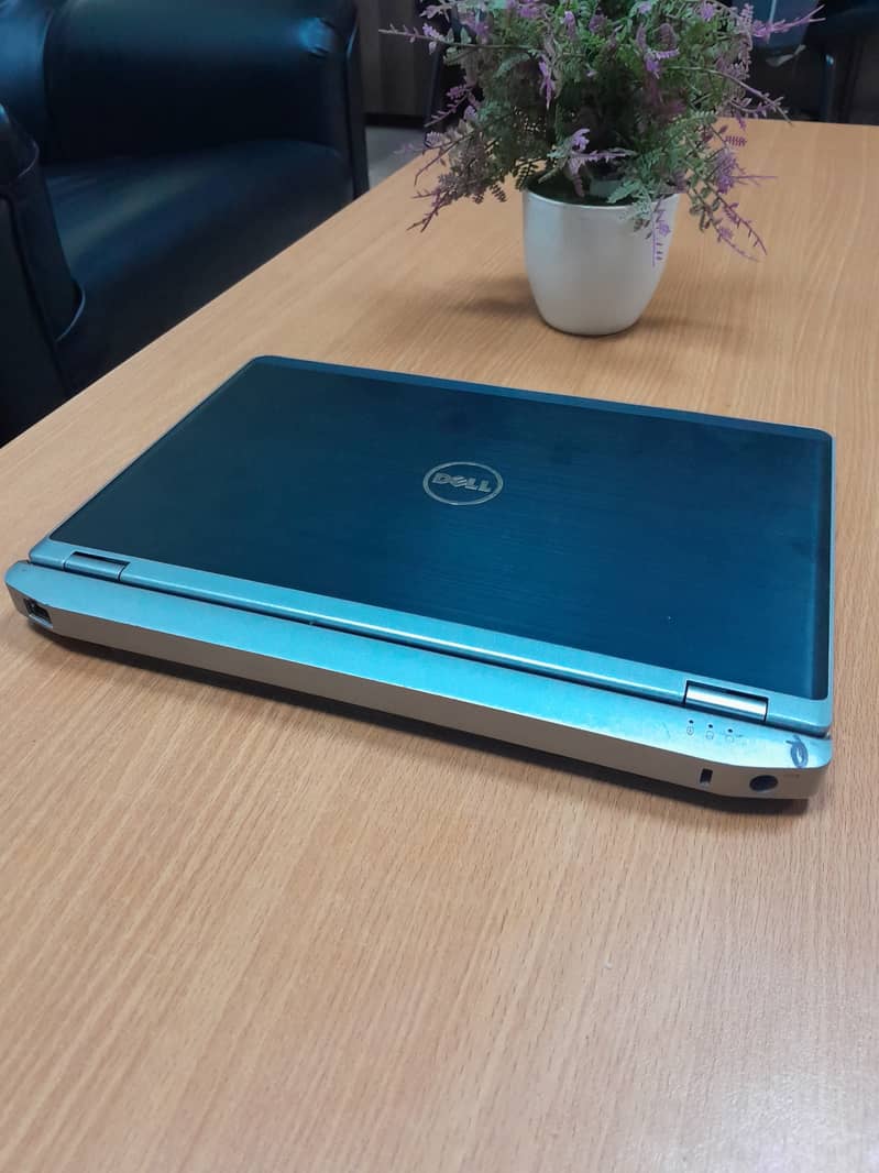 Dell i7 Business Laptop, Slim and Lightweight 4