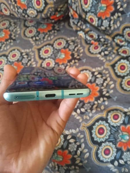 one plus8 8 128 10/10 condition water pack 3