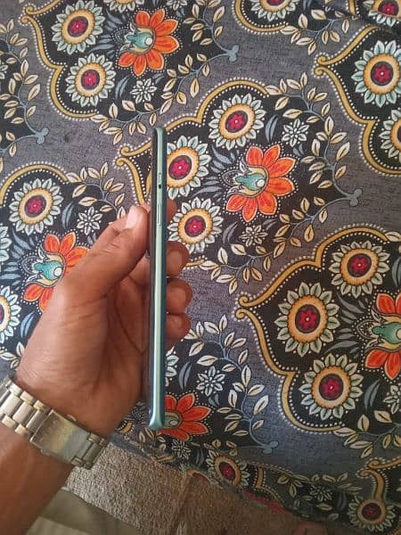 one plus8 8 128 10/10 condition water pack 4