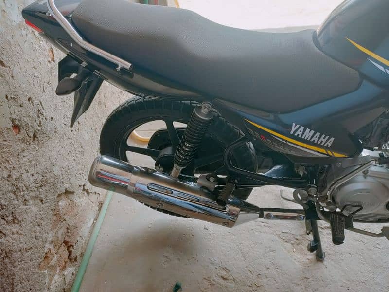 Yamaha YBR G 2017 11