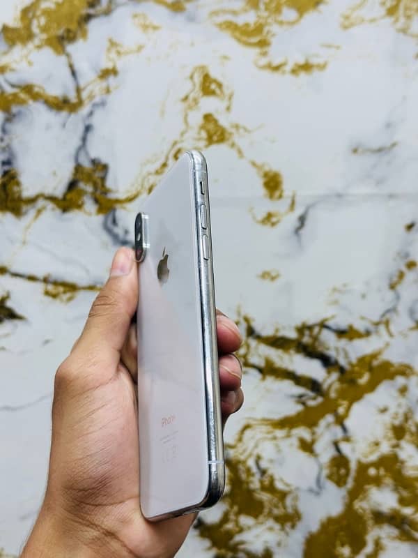 iphone Xs || DUAL PTA || •_• water pack . . 03269969969 whstapp and lcl 5