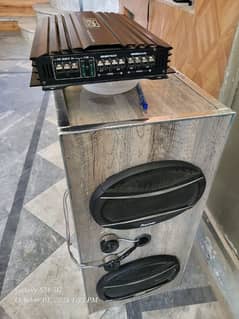 4chanel amplifier with pioneer speakers with box new condition