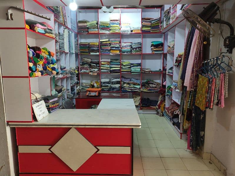 Cloth Shop Furniture 8