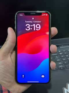 iPhone xs PTA (64)