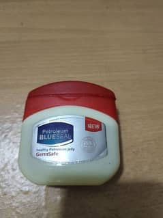 Vaseline patrilum jully Unit for sales.