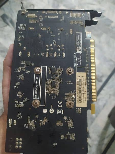 Zotac 2 GB Graphic Card 2