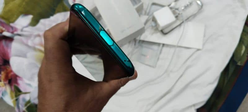 Oppo Reno 2 f 2