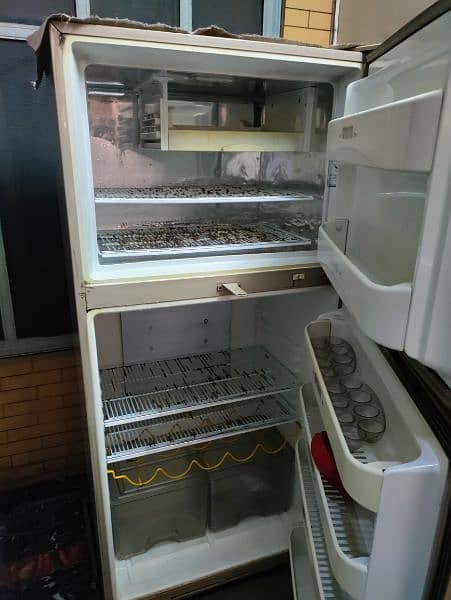 Dawlance Refrigerator Available for Sale 1