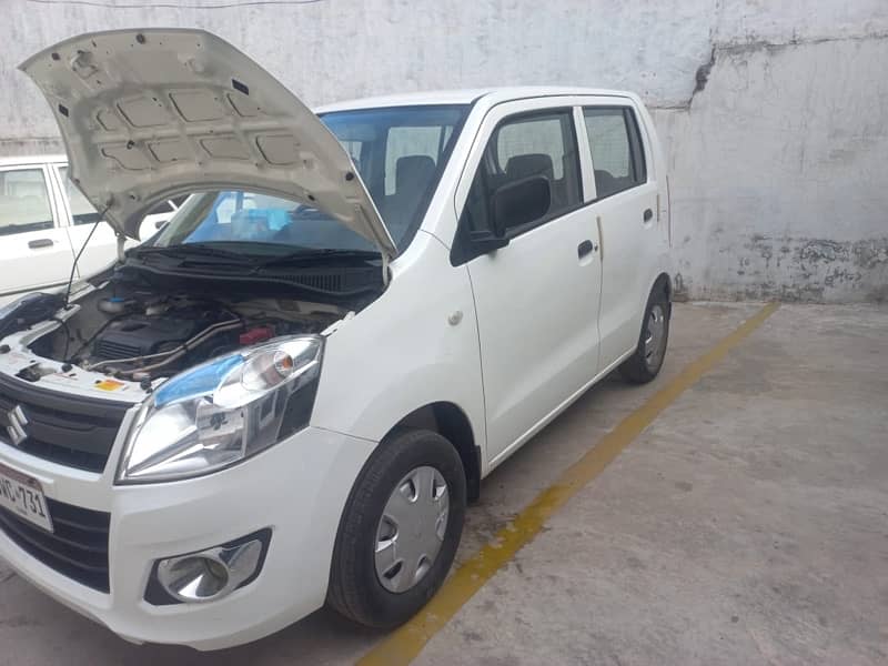 Suzuki Wagon R 2022 11