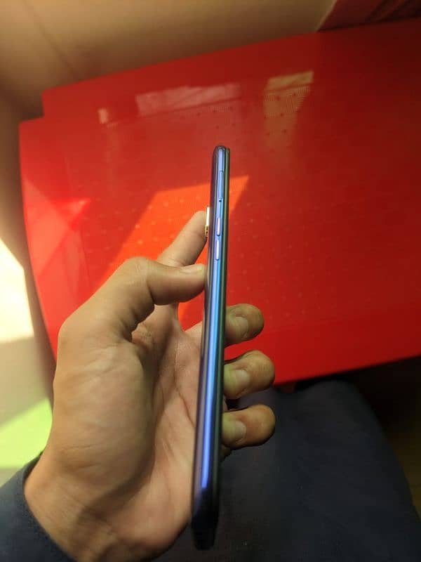 Oppo f11 8/256gb available in blue color lush condition 2