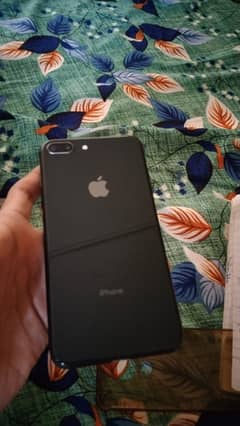 IPHONE 8 Plus 64 GB pta Approved