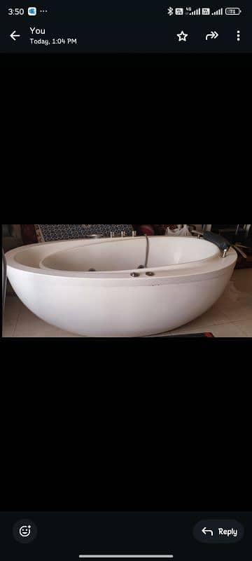 rarely used jacuzzi bath tub 0