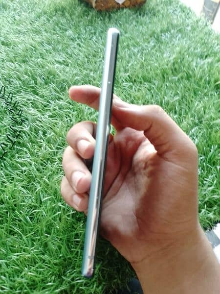 one plus 8t 12/256 argent sale 4