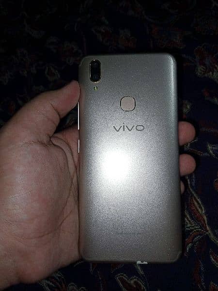 Vivo Y85A Gold Edition 2