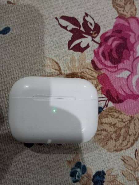 Apple Air pods 2nd generation 2