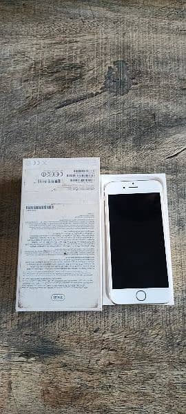 iPhone 6s 16Gb Gold colr 3