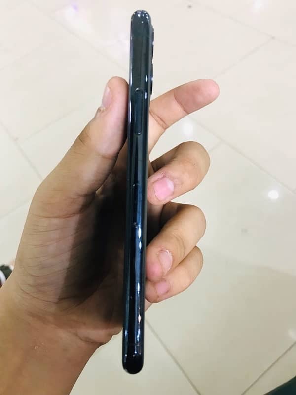 iphone 11 pro 5