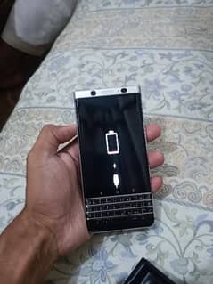 Blackberry Keyone