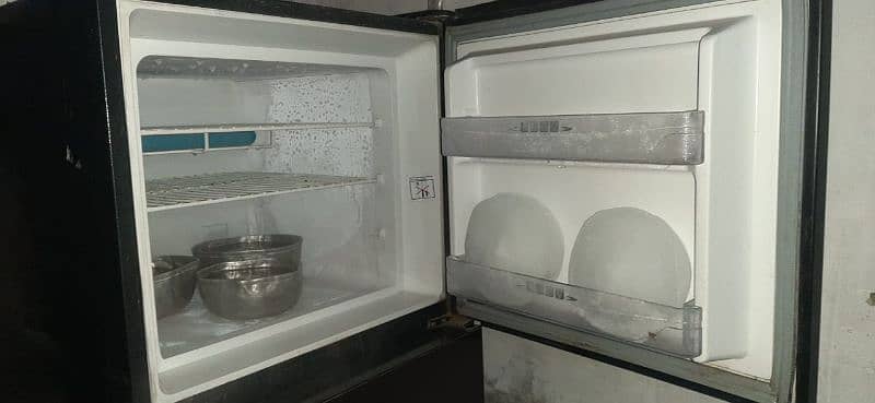 dawlance fridge medium 1