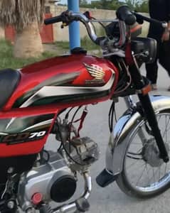 I am selling for bike honda CD 70 bhoot kam use ha 0