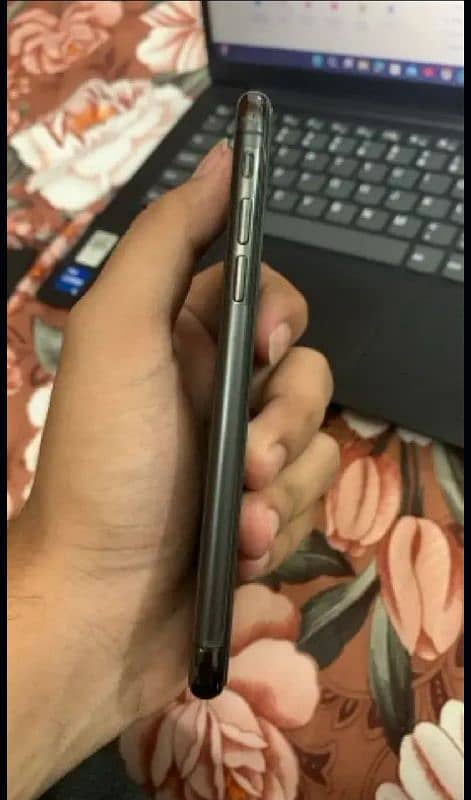 iPhone X 256 gb 5