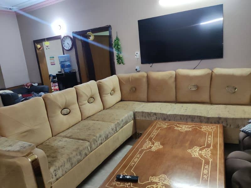 7 Seater L Shaped Sofa. 6