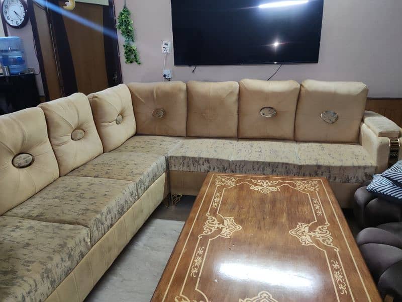 7 Seater L Shaped Sofa. 7