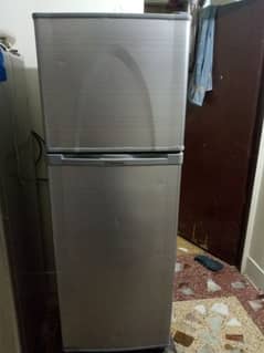 Dawlance fridge hai ek bar be repair nh howa