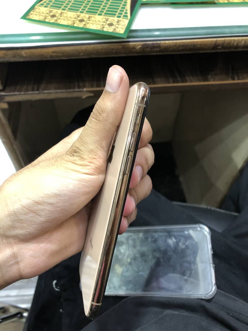 iPhone XS non pta factory unlock not jv golden 3