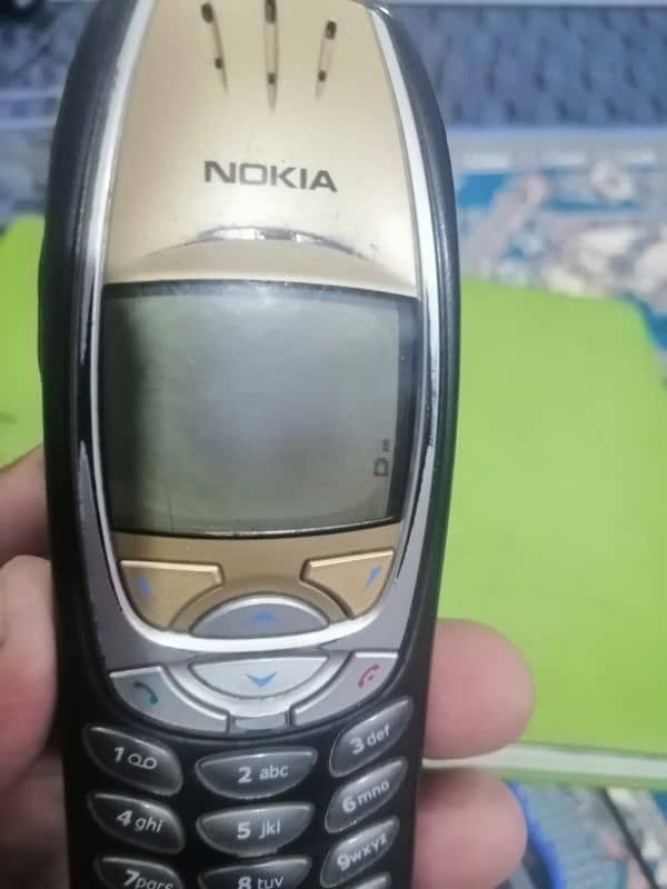 NOKIA 6310i 5