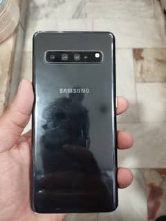 Samsung galaxy S10 plus 0